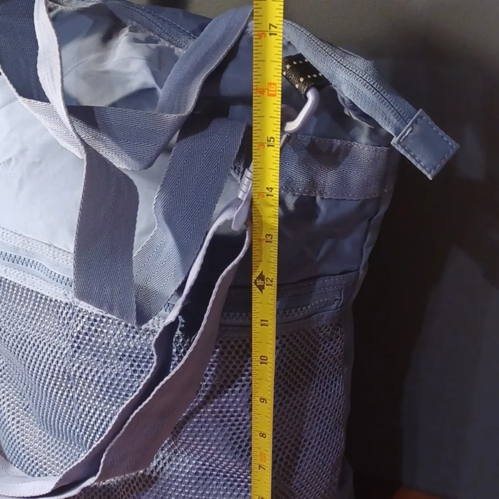 Under Armour large messenger bag - Picture 5 of 16